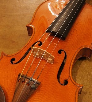 _@CIihCcjModern German violin.ca.1940