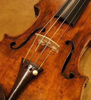 I[h@CIitXjOld French violin. Mircourt. ca.1830 